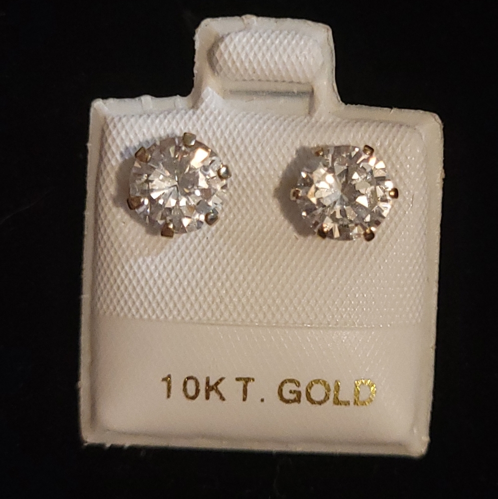 NWOT 10kt CZ Earrings
